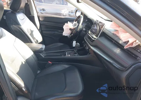 2022 Jeep Compass Trailhawk 4X4 z USA, uszkodzony, nr VIN 3C4NJDDB7NT101035